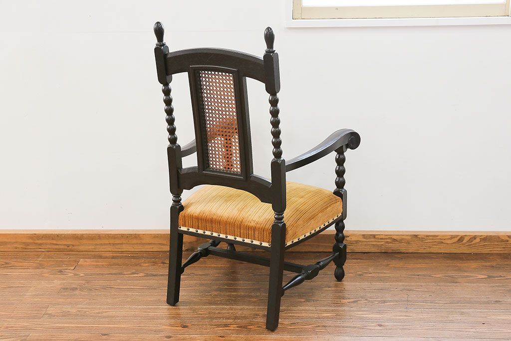 アンティーク家具　大正ロマン 上質な古いナラ材のアームチェア(椅子、イス)