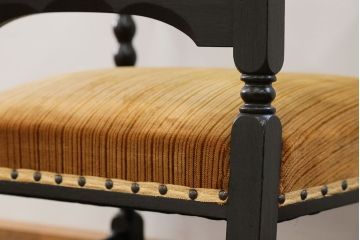 アンティーク家具　大正ロマン 上質な古いナラ材のアームチェア(椅子、イス)