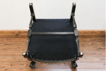 アンティーク家具　大正ロマン 上質な古いナラ材のアームチェア(椅子、イス)