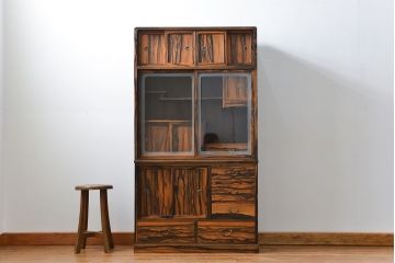 アンティーク家具　古民具・骨董 前面黒柿無垢材 二段重ね 高級茶箪笥(水屋箪笥)