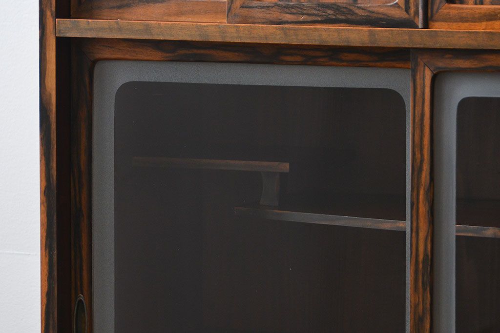 アンティーク家具　古民具・骨董 前面黒柿無垢材 二段重ね 高級茶箪笥(水屋箪笥)