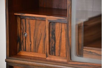 アンティーク家具　古民具・骨董 前面黒柿無垢材 二段重ね 高級茶箪笥(水屋箪笥)