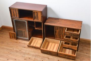 アンティーク家具　古民具・骨董 前面黒柿無垢材 二段重ね 高級茶箪笥(水屋箪笥)