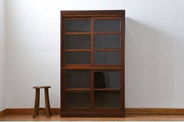 レトロ家具　昭和レトロ 前面栗材のシンプルなアンティーク収納棚(本棚、飾り棚、食器棚)