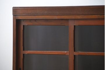 レトロ家具　昭和レトロ 前面栗材のシンプルなアンティーク収納棚(本棚、飾り棚、食器棚)