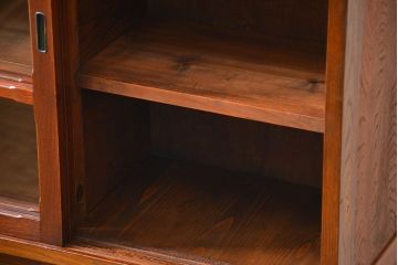 レトロ家具　昭和レトロ 前面栗材のシンプルなアンティーク収納棚(本棚、飾り棚、食器棚)