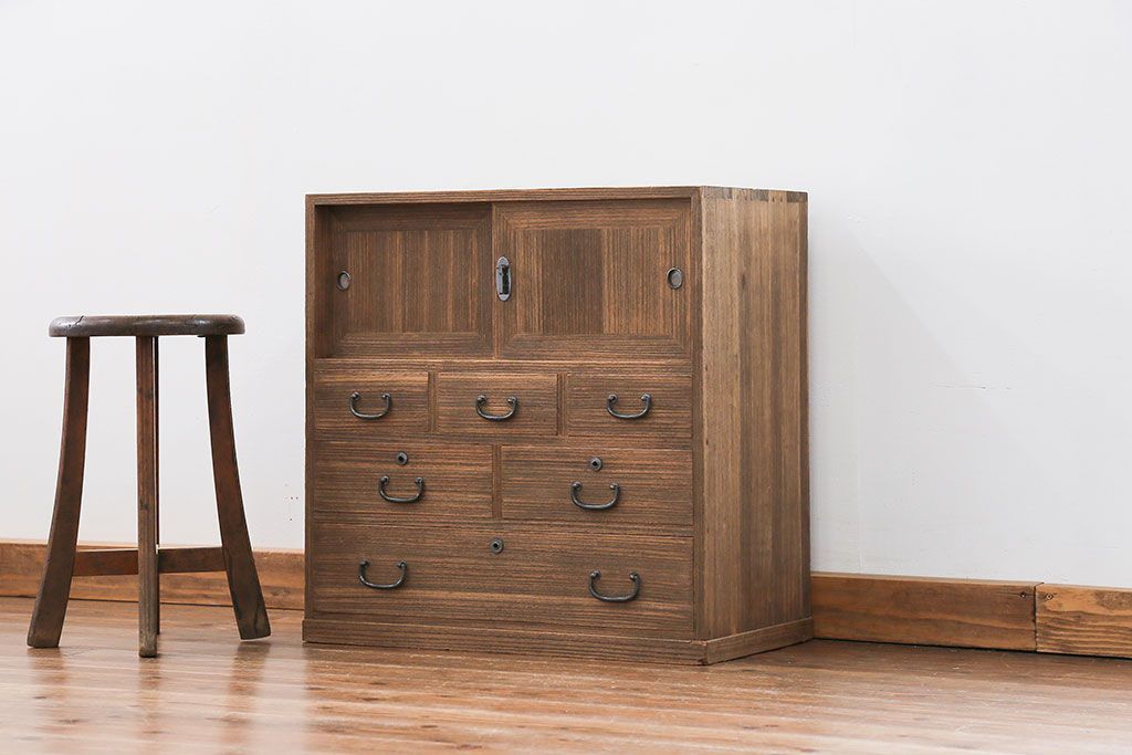 アンティーク家具　アンティーク 古い桐材の小箪笥(チェスト、小引き出し、桐箪笥、桐たんす)