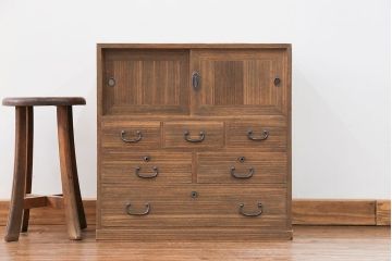 アンティーク家具　アンティーク 古い桐材の小箪笥(チェスト、小引き出し、桐箪笥、桐たんす)