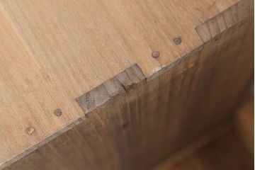 アンティーク家具　アンティーク 古い桐材の小箪笥(チェスト、小引き出し、桐箪笥、桐たんす)