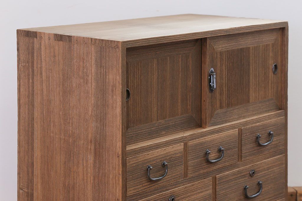 アンティーク家具　アンティーク 古い桐材の小箪笥(チェスト、小引き出し、桐箪笥、桐たんす)