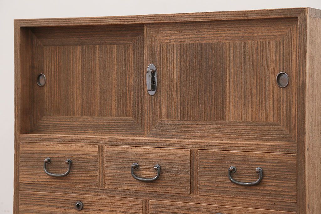 アンティーク家具　アンティーク 古い桐材の小箪笥(チェスト、小引き出し、桐箪笥、桐たんす)