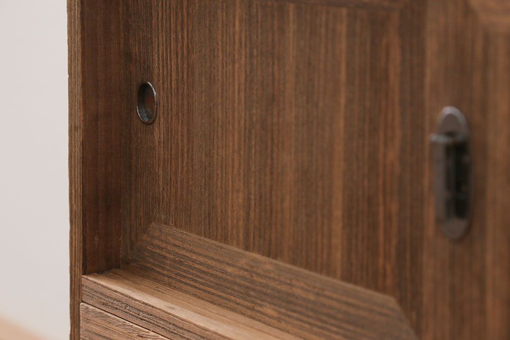 アンティーク家具　アンティーク 古い桐材の小箪笥(チェスト、小引き出し、桐箪笥、桐たんす)