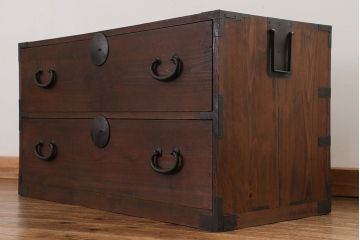 アンティーク家具　古民具・骨董 丸金具の時代箪笥ローボード(1)(ローチェスト)