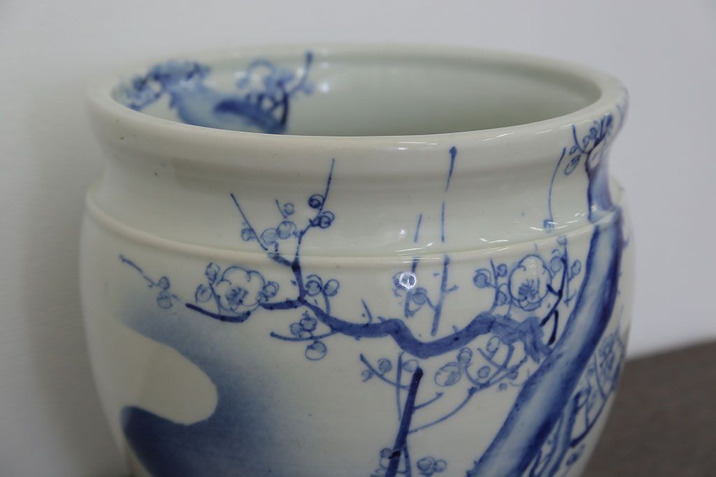 アンティーク雑貨　アンティーク 花鳥の図 染付 水鉢(手水鉢、水甕)