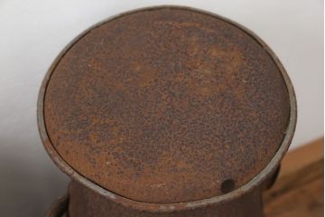 アンティーク雑貨　昭和レトロ 古いアイアンの牛乳缶2個セット(ミルク缶)