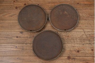 アンティーク雑貨　昭和レトロ 古いアイアンの牛乳缶3個セット(ミルク缶)