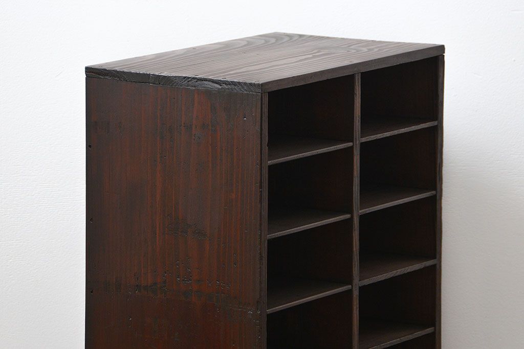 アンティーク家具　アンティーク　引き出し付き!古い木の書類棚(カルテケース、小引き出し)