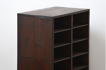 アンティーク家具　アンティーク　引き出し付き!古い木の書類棚(カルテケース、小引き出し)