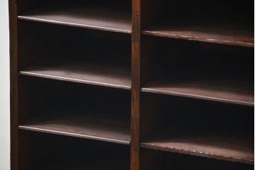 アンティーク家具　アンティーク　引き出し付き!古い木の書類棚(カルテケース、小引き出し)