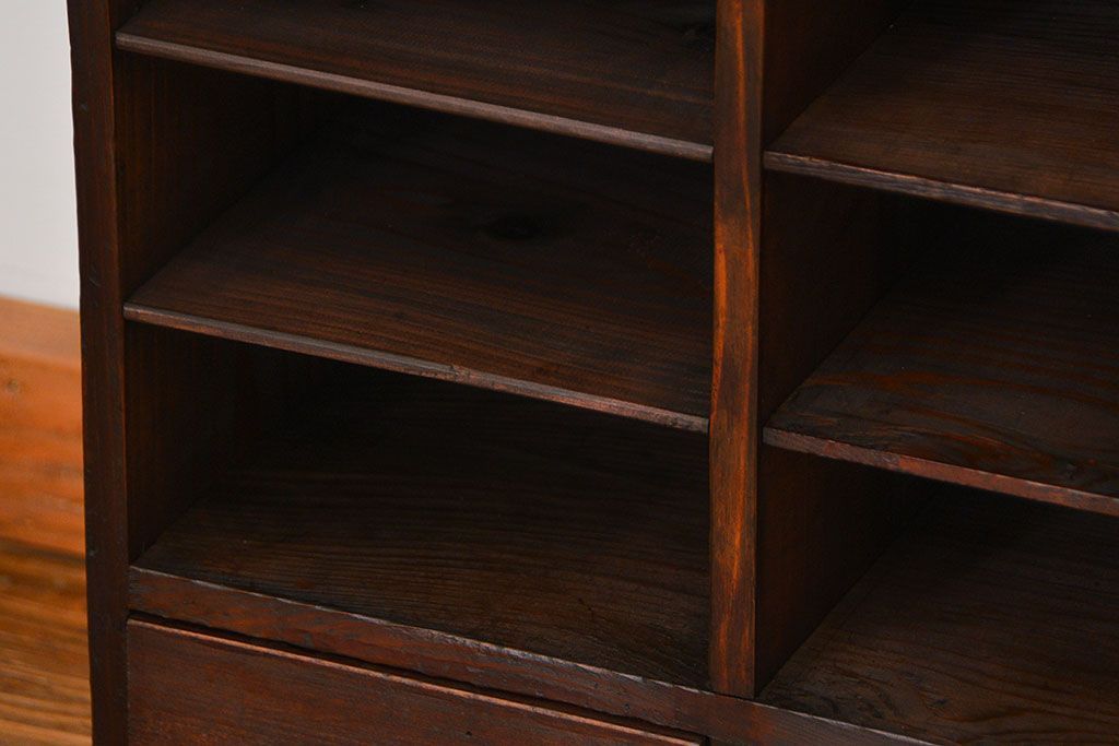 アンティーク家具　アンティーク　引き出し付き!古い木の書類棚(カルテケース、小引き出し)