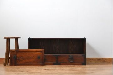 アンティーク家具　古民具・骨董 前面欅材の黒柿枠引き出し時代箪笥ローボード(ローチェスト)