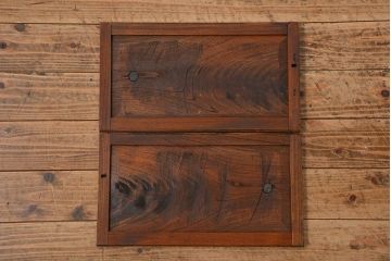 アンティーク家具　古民具・骨董 前面欅材の黒柿枠引き出し時代箪笥ローボード(ローチェスト)