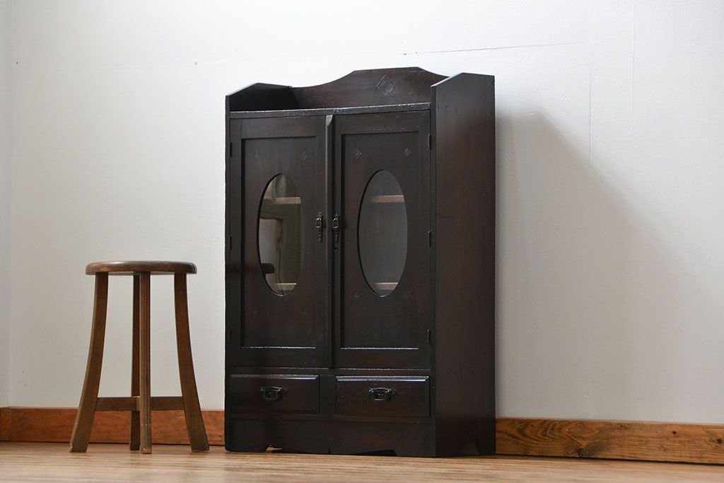 アンティーク家具　アンティーク 古い栓材の小振りな丸窓本箱(ブックケース、収納棚)