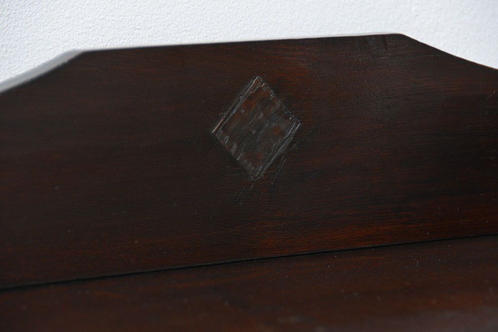 アンティーク家具　アンティーク 古い栓材の小振りな丸窓本箱(ブックケース、収納棚)