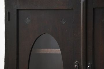 アンティーク家具　アンティーク 古い栓材の小振りな丸窓本箱(ブックケース、収納棚)