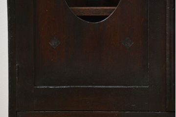 アンティーク家具　アンティーク 古い栓材の小振りな丸窓本箱(ブックケース、収納棚)