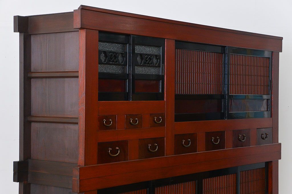 アンティーク家具　古民具・骨董 前面欅材!美しい七尺近江水屋箪笥