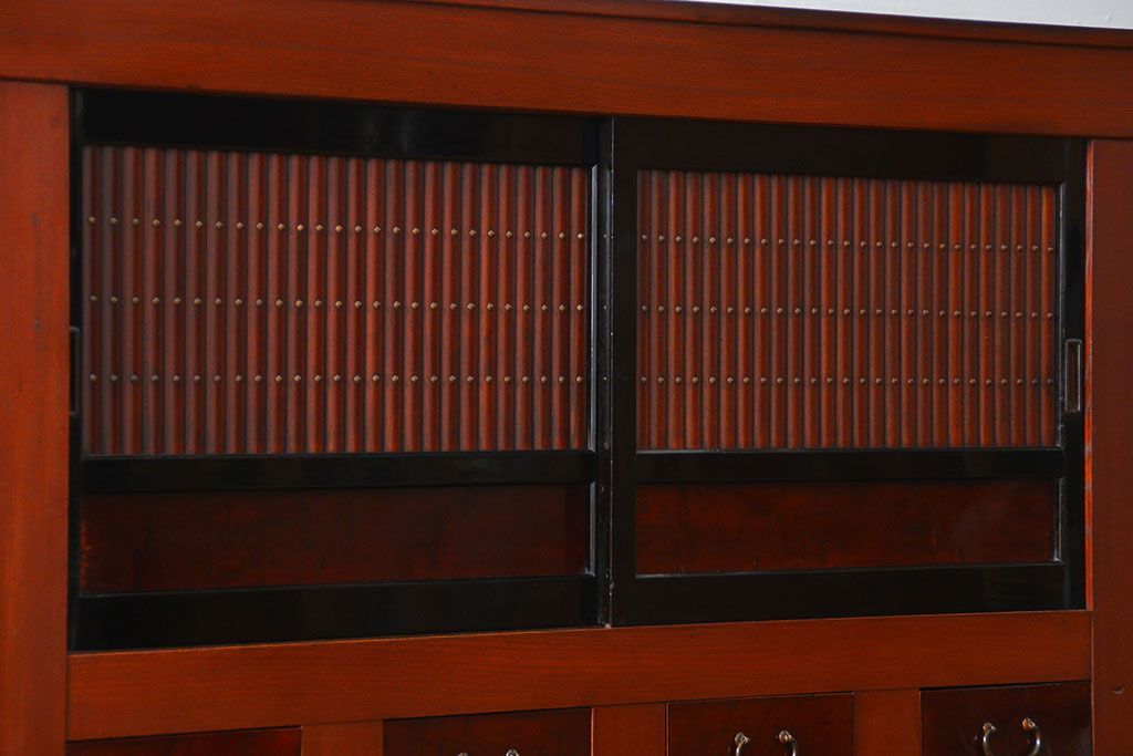 アンティーク家具　古民具・骨董 前面欅材!美しい七尺近江水屋箪笥