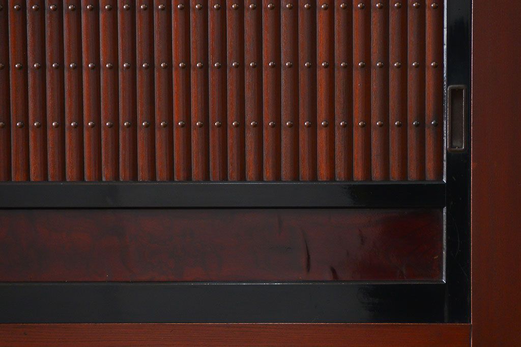 アンティーク家具　古民具・骨董 前面欅材!美しい七尺近江水屋箪笥