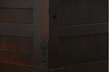 アンティーク家具　古民具・骨董 極厚金具の三国車箪笥(帳場箪笥、船箪笥)