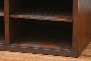 アンティーク家具　アンティーク 古い木の小振りな書類棚(マス目棚、収納棚、飾り棚)