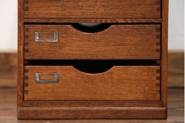 アンティーク家具　アンティーク 古いナラ材の上質な五段小引き出し(書類ケース)
