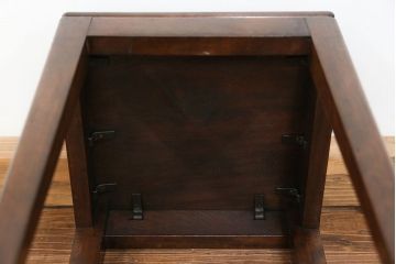 アンティーク雑貨　アンティーク 古い木の上品な高脚花台(サイドテーブル)