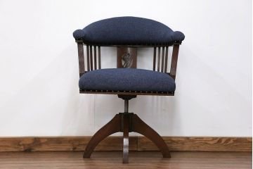 アンティーク家具　大正ロマン 古いナラ材の上品な回転椅子(回転イス、ドクターチェア)