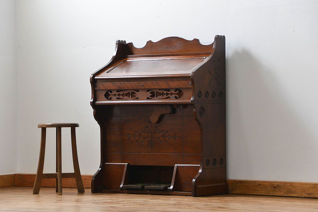 オルガン　アンティーク　骨董品　ディスプレイ　家具 オルガン アンティーク 骨董品 ディスプレイ 家具
