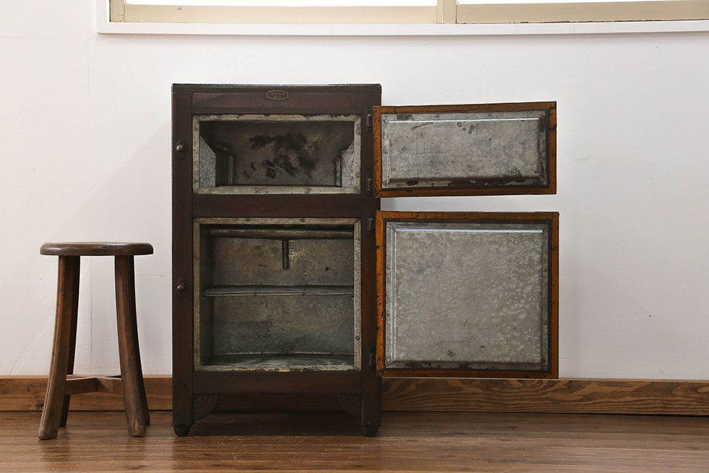 アンティーク雑貨　アンティーク 古いナラ材の木製冷蔵庫