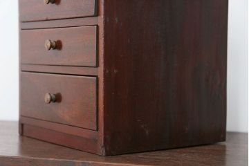 レトロ家具　昭和レトロ 古い木のシンプルなアンティーク三段小引き出し