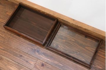 アンティーク雑貨　アンティーク 古い木のコレクションボックス (ガラスケース、飾り棚)