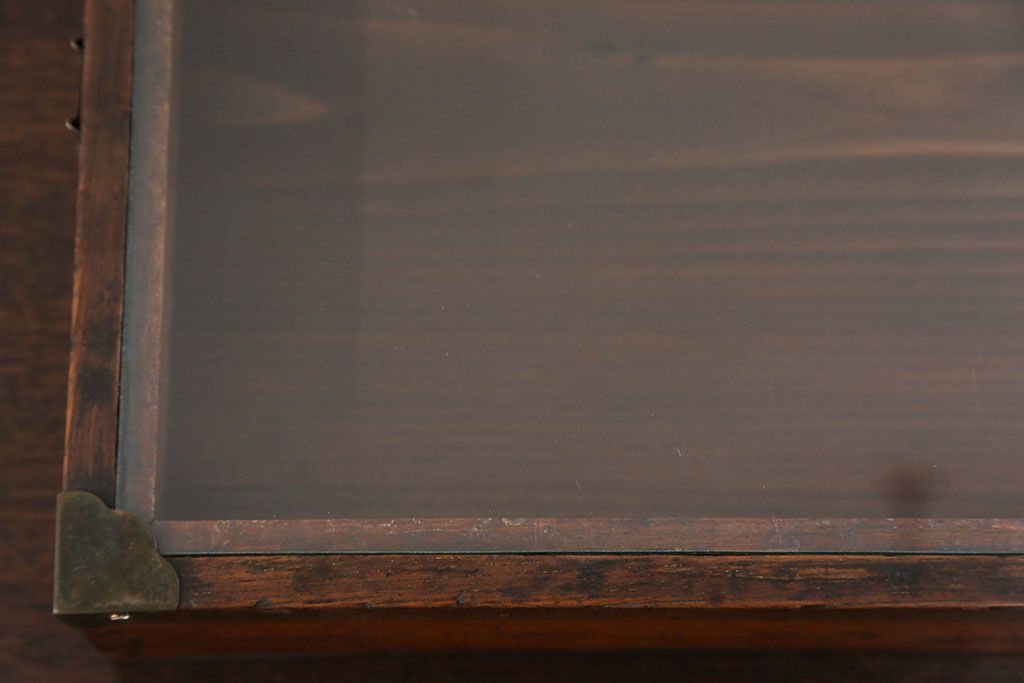 アンティーク雑貨　アンティーク 古い木のコレクションボックス (ガラスケース、飾り棚)