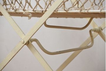 アンティーク家具　フランスアンティーク　小振りなフォールディングベビーベッド