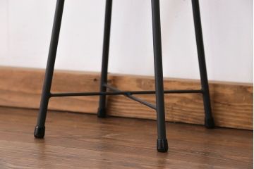 ラフジュ工房オリジナル アイアンペイントスツール(1)(丸椅子、丸イス)