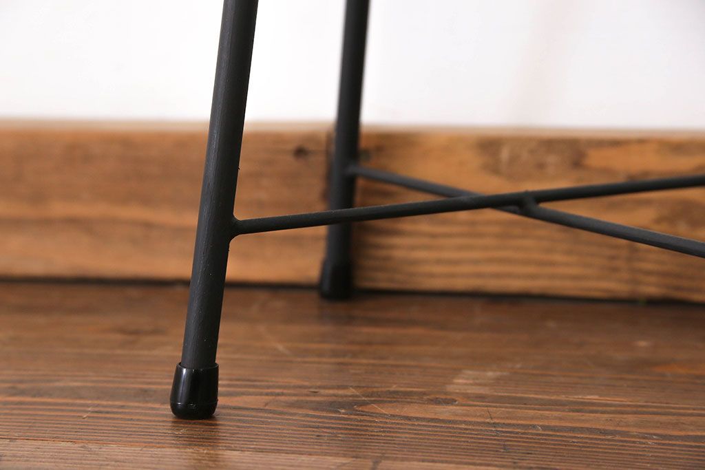 ラフジュ工房オリジナル アイアンペイントスツール(1)(丸椅子、丸イス)