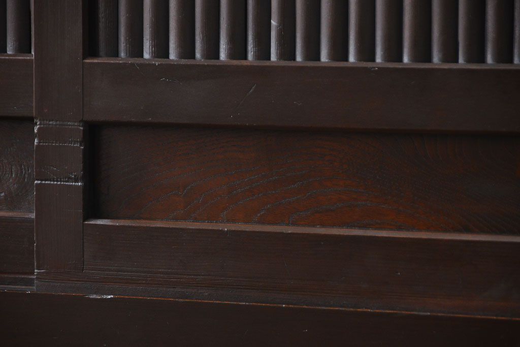 アンティーク家具　アンティーク 丸桟仕上げのモダンな6尺水屋箪笥 (キャビネット、食器棚、戸棚)