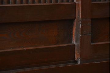 アンティーク家具　アンティーク 丸桟仕上げのモダンな6尺水屋箪笥 (キャビネット、食器棚、戸棚)