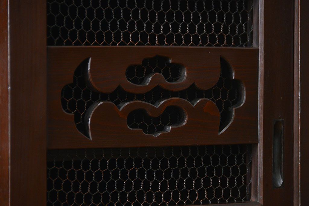 アンティーク家具　アンティーク 丸桟仕上げのモダンな6尺水屋箪笥 (キャビネット、食器棚、戸棚)