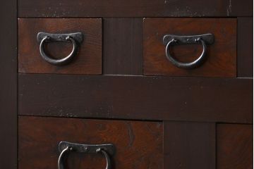 アンティーク家具　アンティーク 丸桟仕上げのモダンな6尺水屋箪笥 (キャビネット、食器棚、戸棚)